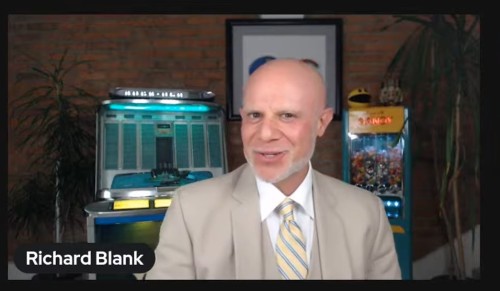 podcast-guest-CEO-Richard-Blank-Costa-Ricas-Call-Center.jpg